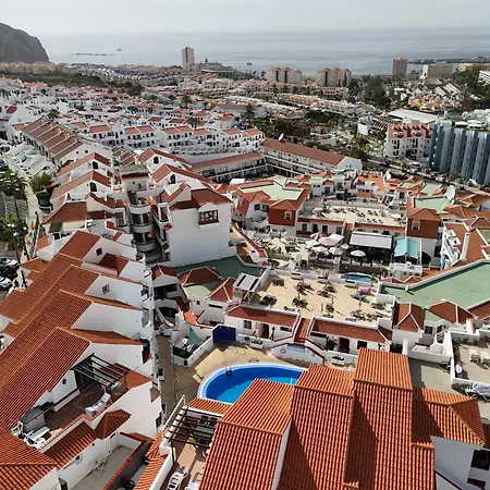 Appartement Modern Apartment, Heated Pool & 2 Terraces Los Cristianos (Tenerife)