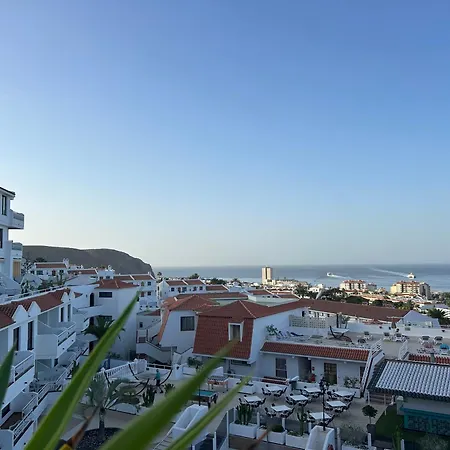 Appartement Modern Apartment, Heated Pool & 2 Terraces