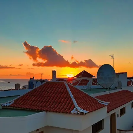 Appartement Modern Apartment, Heated Pool & 2 Terraces Los Cristianos (Tenerife)