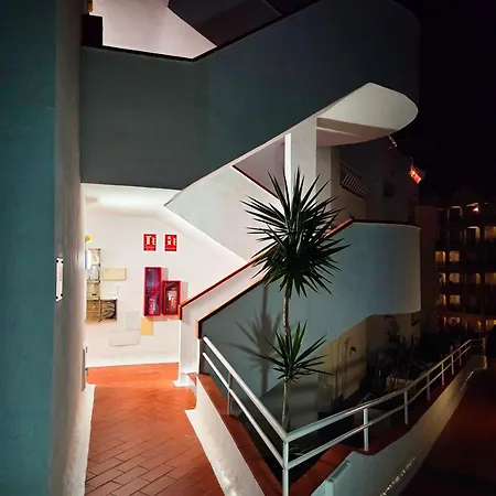 Appartement Modern Apartment, Heated Pool & 2 Terraces *